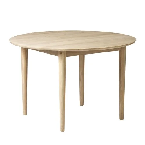 שולחן אוכל סקנדינבי